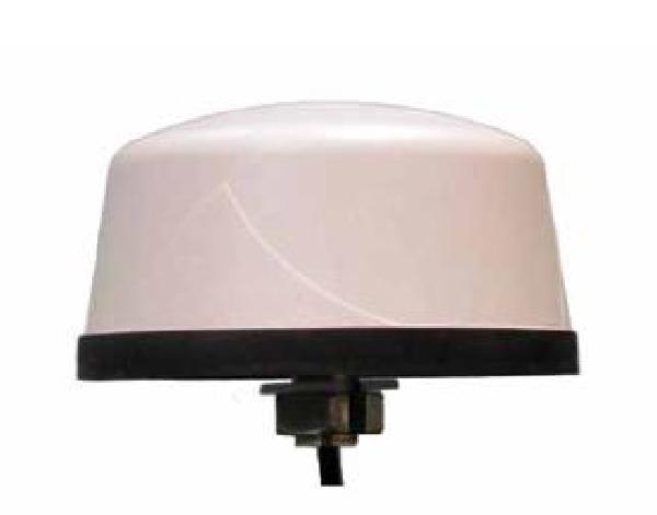 Ultra-Wideband High Performance Low Profile Antenna